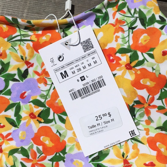 Brand New floral Zara crop top - Picture 2 of 3